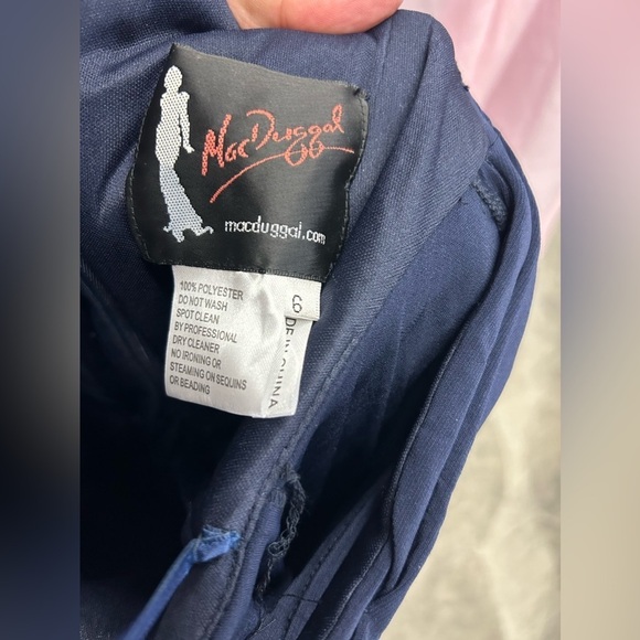 Mac Duggal 12231 NWOT BEADED CUFF DROP SHOULDER FAUX WRAP GOWN - Picture 8 of 10